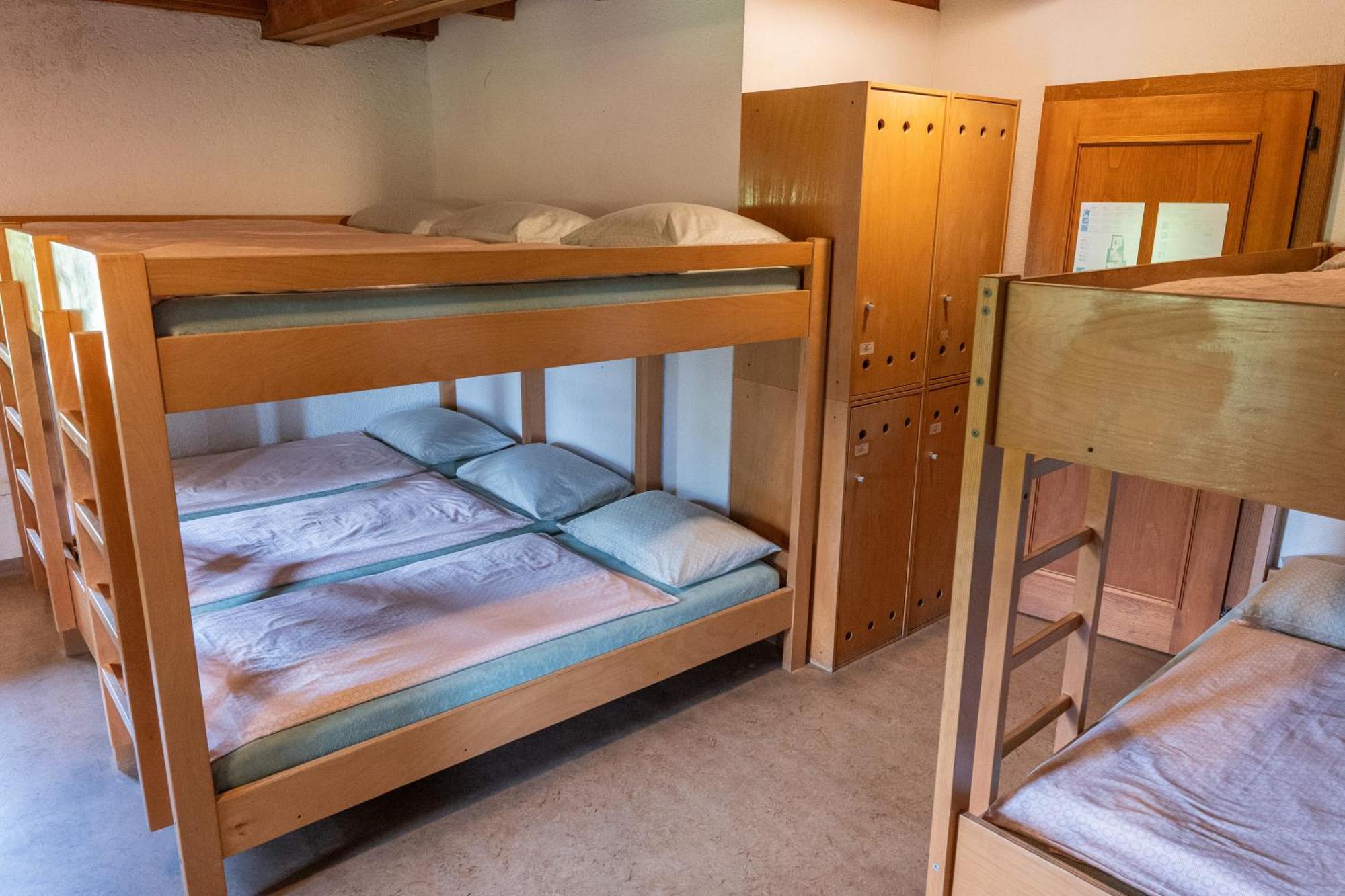 Brugg Youth Hostel Экстерьер фото